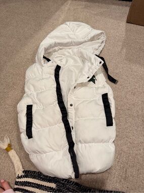 Kids White Puffer Vest with Hood
